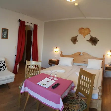 Landhaus Wildschwendt 3*