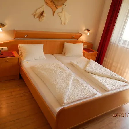 Guest house Landhaus Wildschwendt 3*